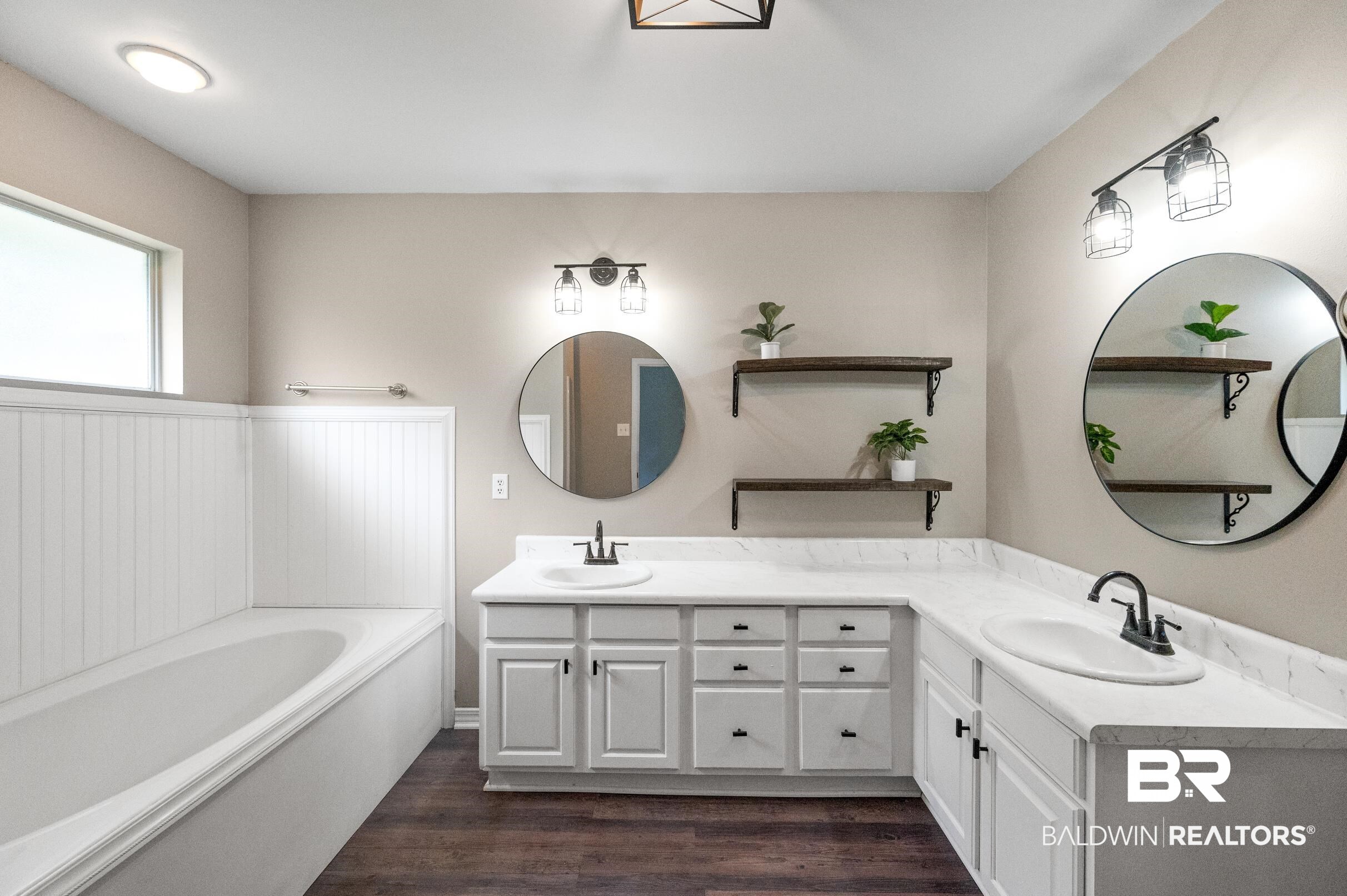 1309 Forest Cove Drive Mobile, AL 36618 - Photo 15 of 31