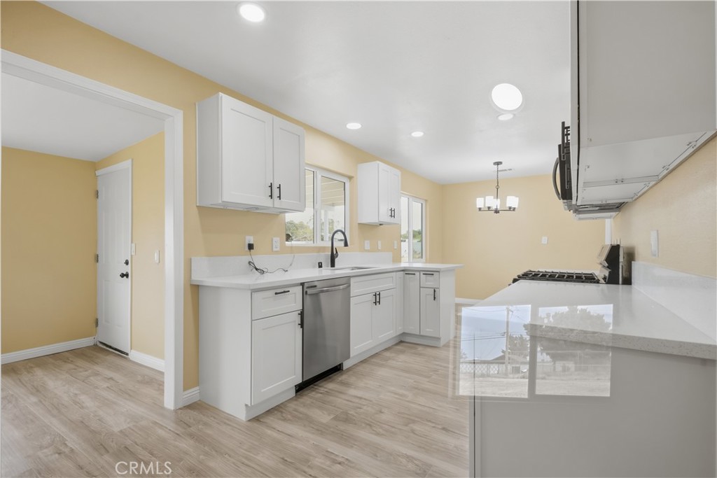 16657 Foothill Avenue Edwards, CA 93523 - Photo 10 of 22