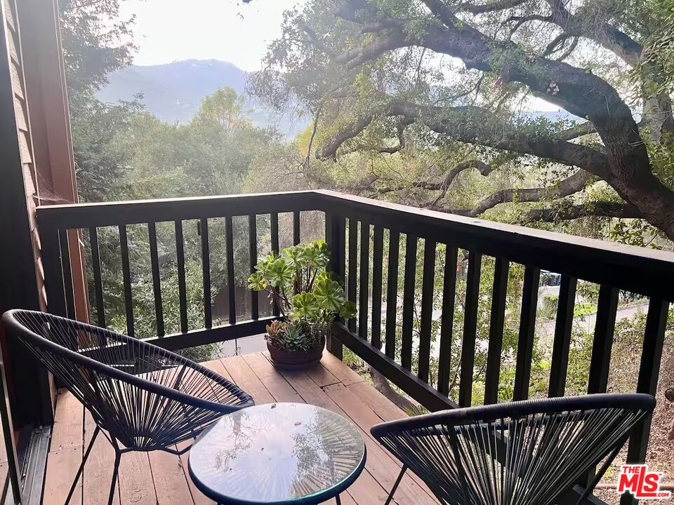 178 Muerdago Road Topanga, CA 90290 - Photo 32 of 73