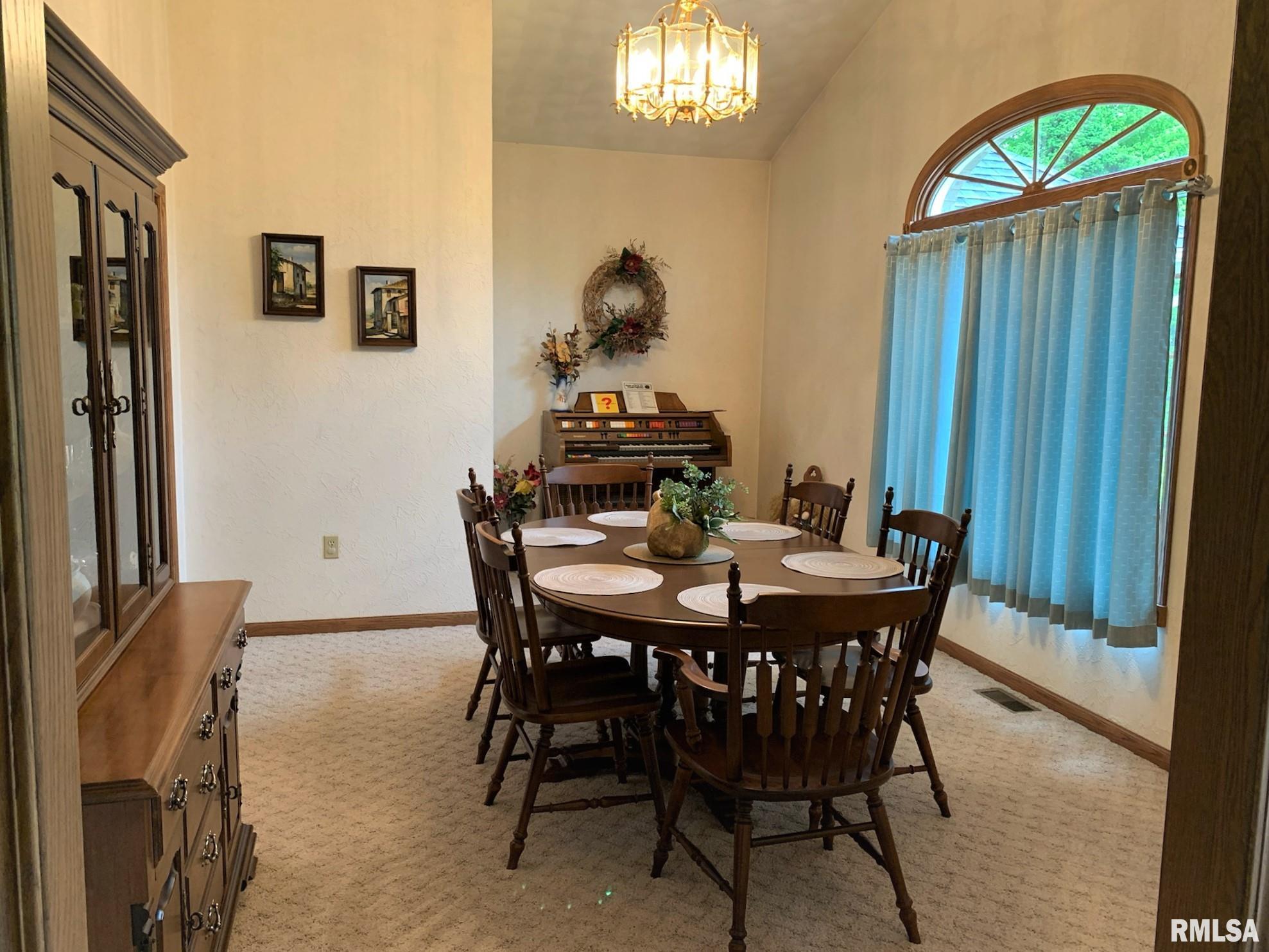 308 West A Street Delavan, IL 61734 - Photo 6 of 19 Gallery Image 6