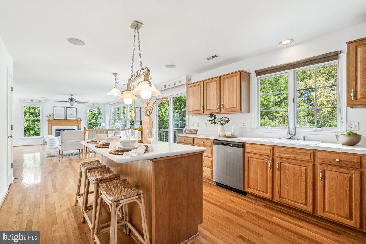 1037 Lindfield Drive Frederick, MD 21702 - Photo 13 of 59