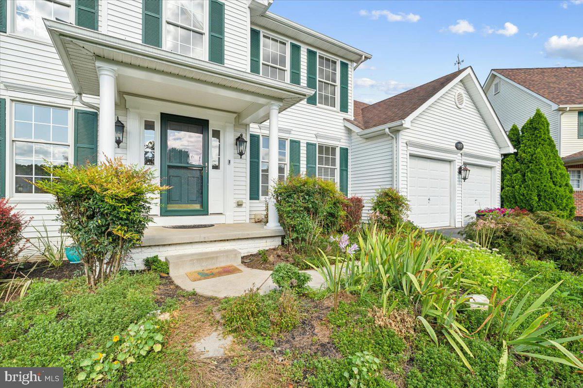 1037 Lindfield Drive Frederick, MD 21702 - Photo 2 of 59