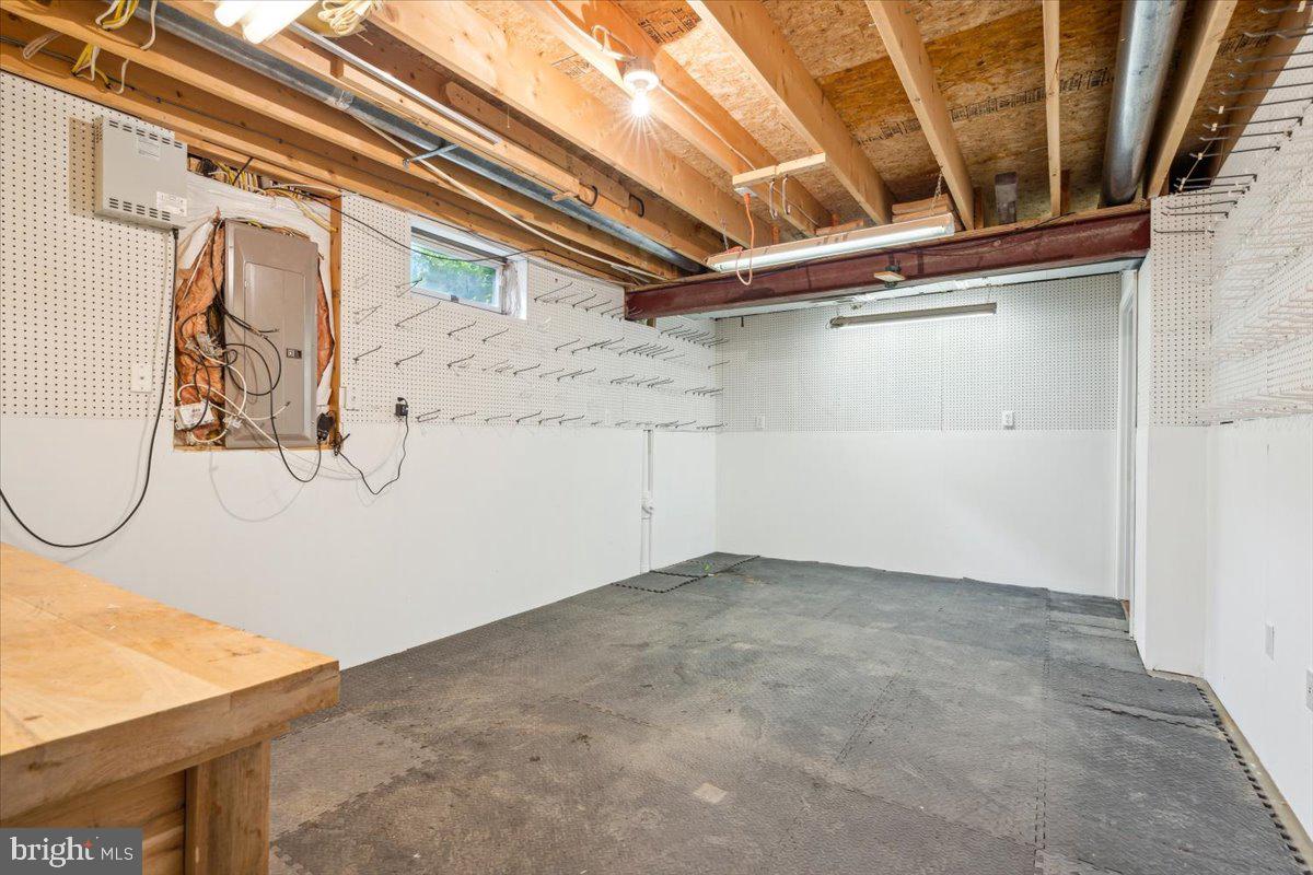 1037 Lindfield Drive Frederick, MD 21702 - Photo 38 of 59 Workshop