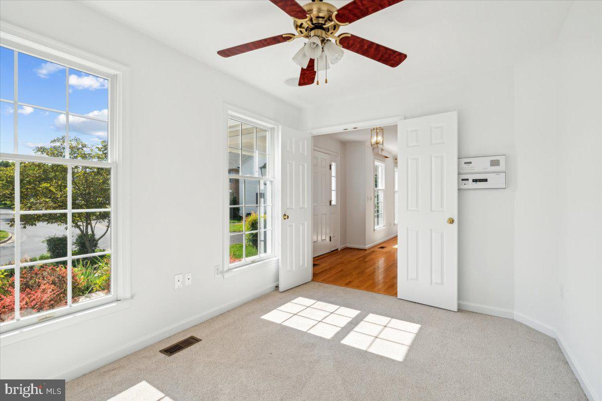 1037 Lindfield Drive Frederick, MD 21702 - Photo 5 of 59 Foyer/ Office