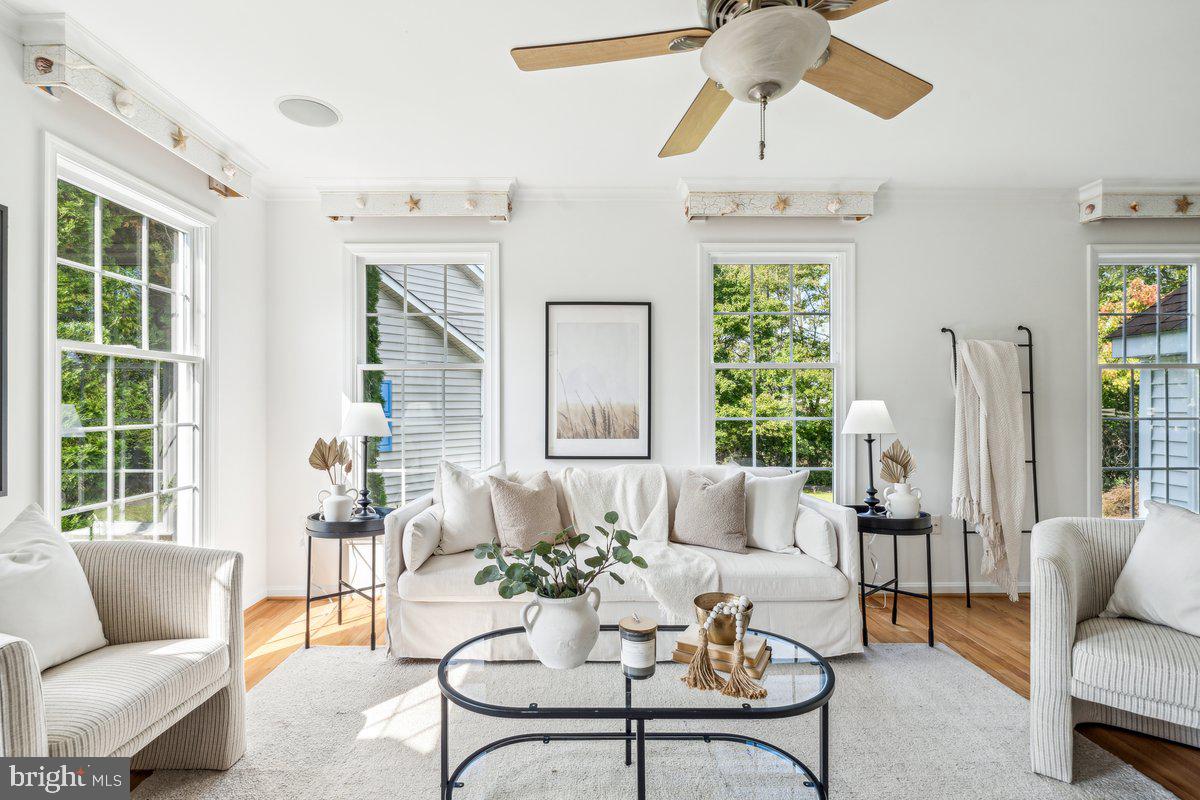 1037 Lindfield Drive Frederick, MD 21702 - Photo 7 of 59