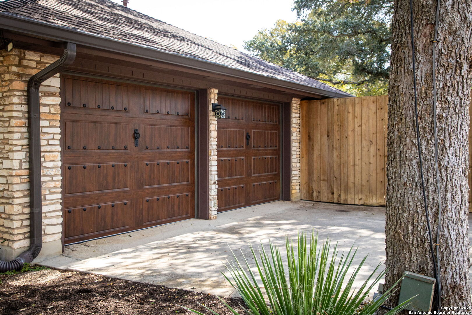 9606 Meadow Rue Garden Ridge, TX 78266 - Photo 5 of 60