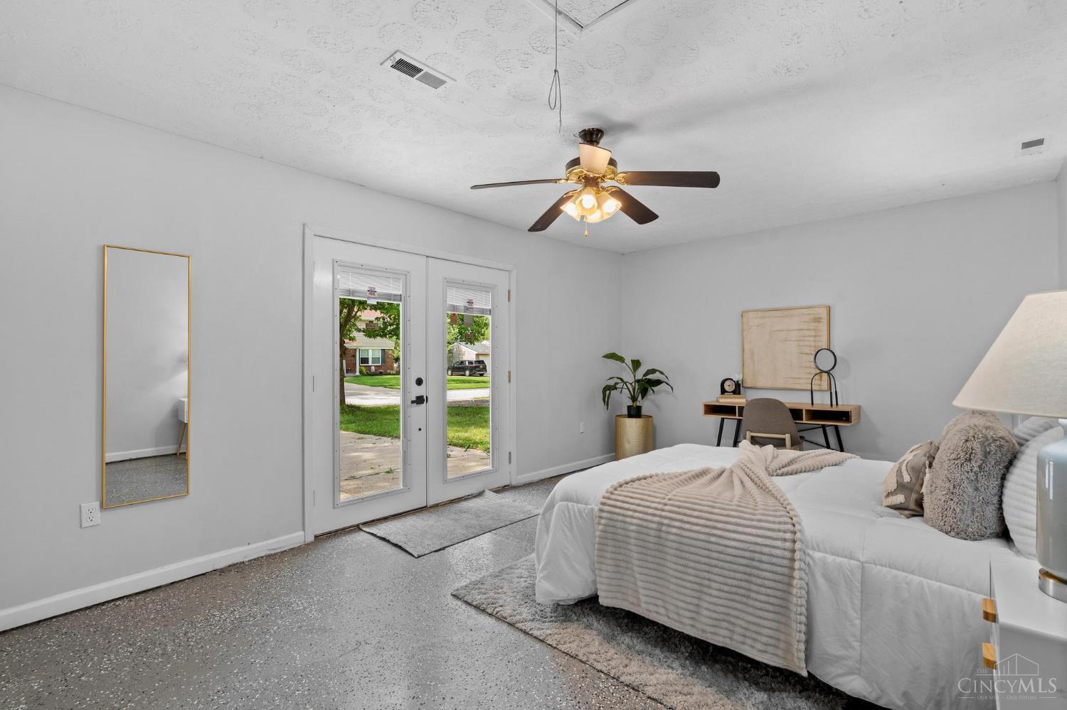 675 Woodgate Road Cincinnati, OH 45244 - Photo 17 of 38 Gallery Image 17