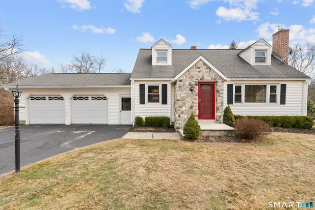 $3,200 | 91 Benz Street, Ansonia, CT 06401