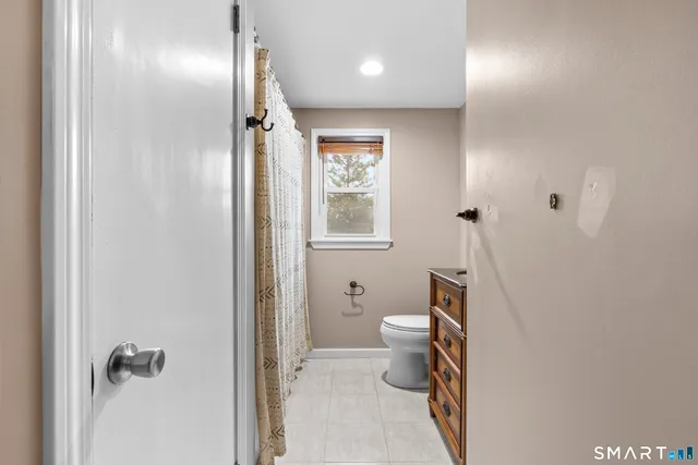 $3,200 | 91 Benz Street, Ansonia, CT 06401