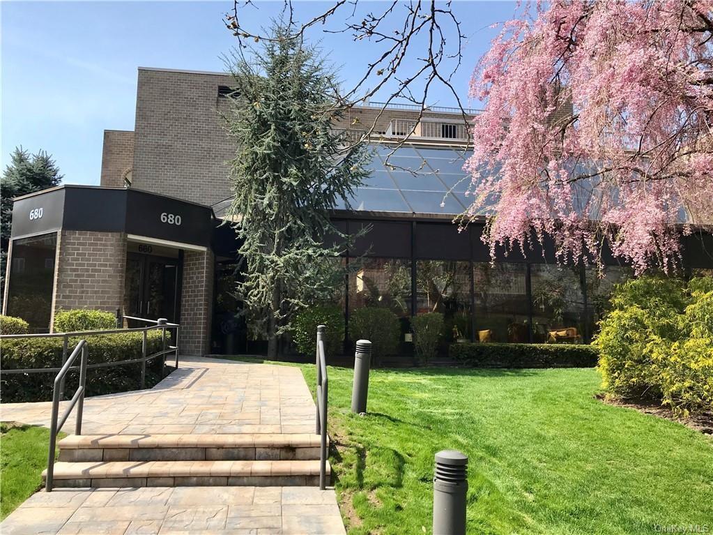 680 West Boston Post Road, Unit 1G Mamaroneck, NY 10543 - Photo 1 of 1 Front Building Entry