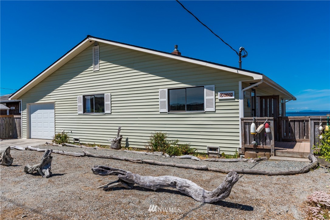 2607 West Beach Road Oak Harbor, WA 98277 - Photo 18 of 25 Gallery Image 18