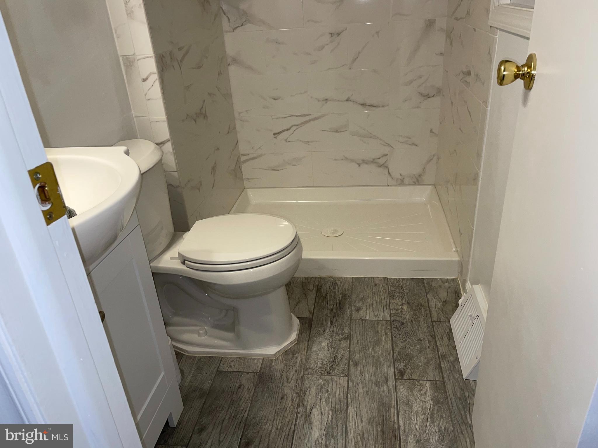 4530 Bethel Road Boothwyn, PA 19061 - Photo 12 of 23 Master bath
