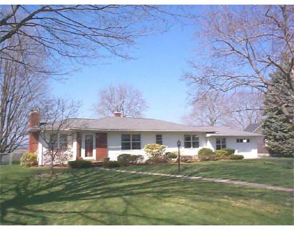 36 Ridgecrest Road Amherst, MA 01002 - Photo 1 of 18 Gallery Image 1