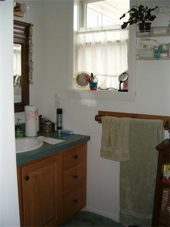 36 Ridgecrest Road Amherst, MA 01002 - Photo 17 of 18 Gallery Image 17