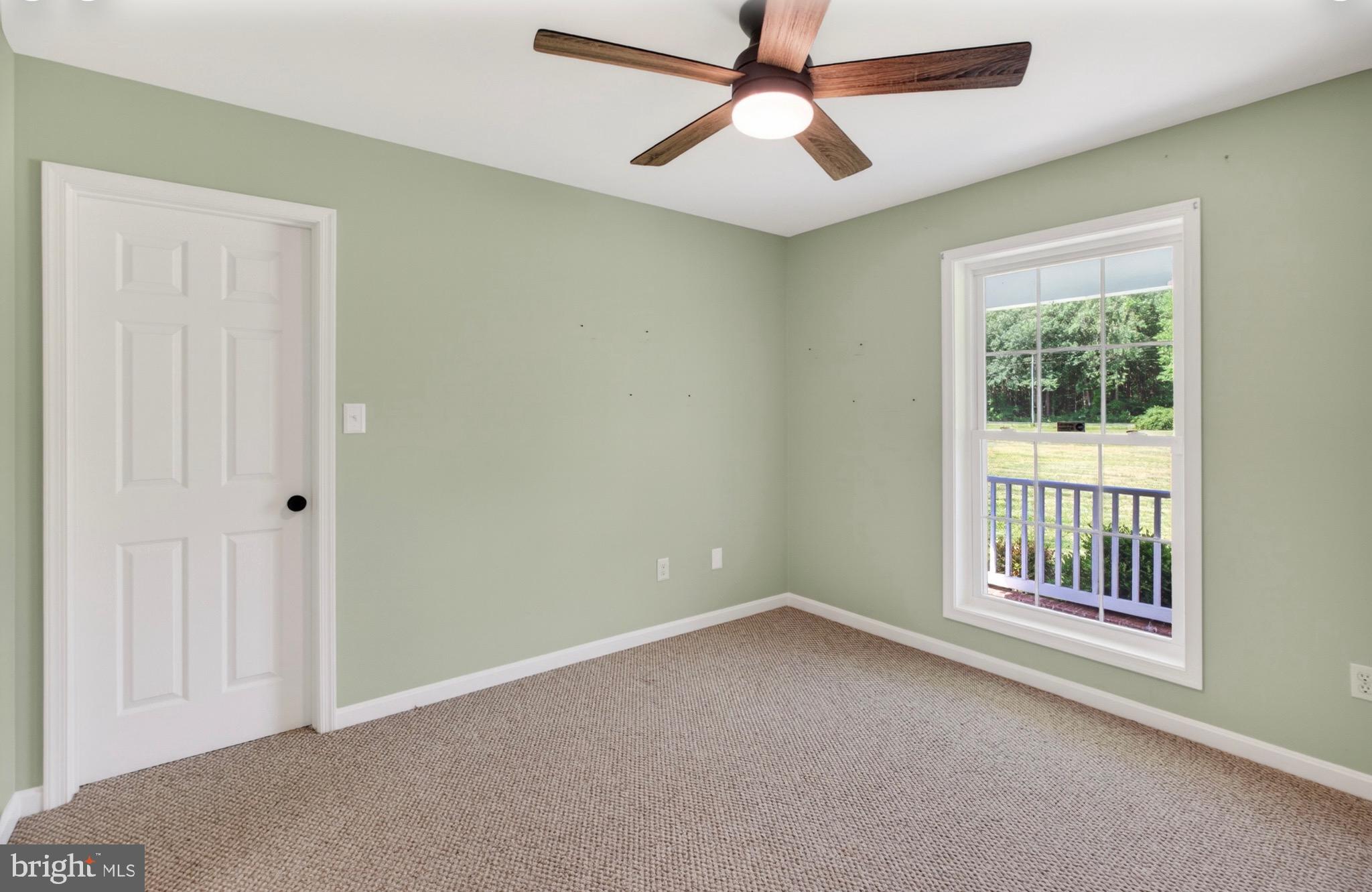 18315 Atlanta Road Bridgeville, DE 19933 - Photo 15 of 28 a view of an empty room with a window