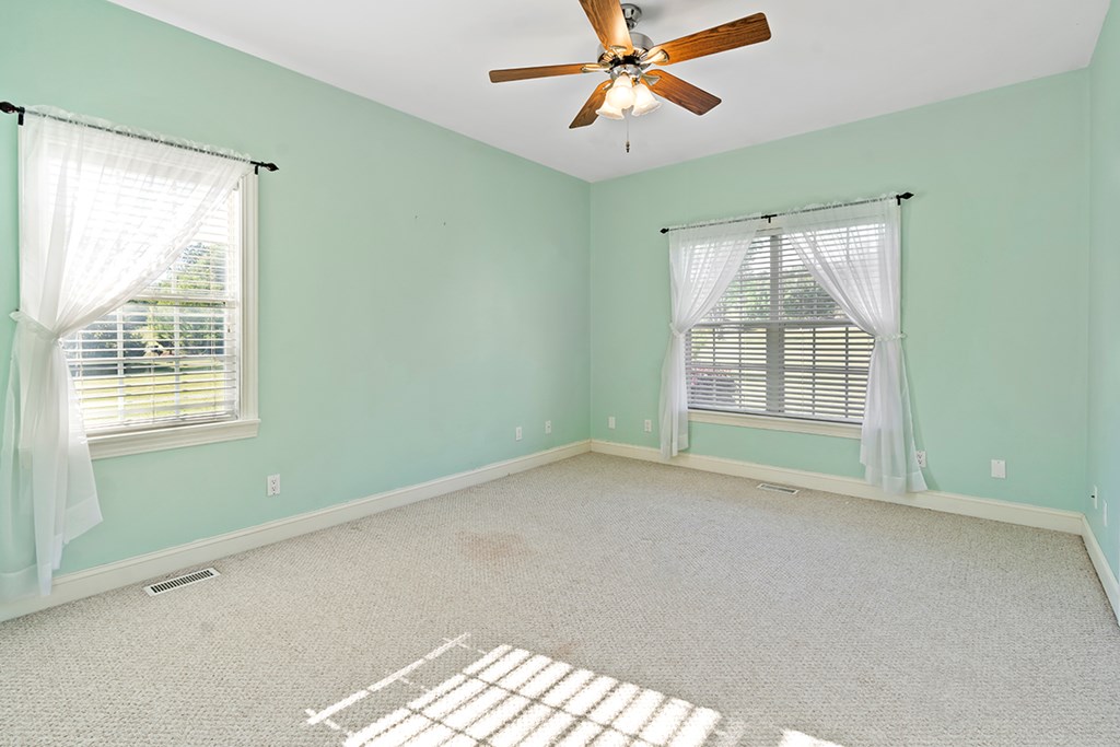 902 Olde Pucketts Ferry Road Greenwood, SC 29649 - Photo 11 of 27