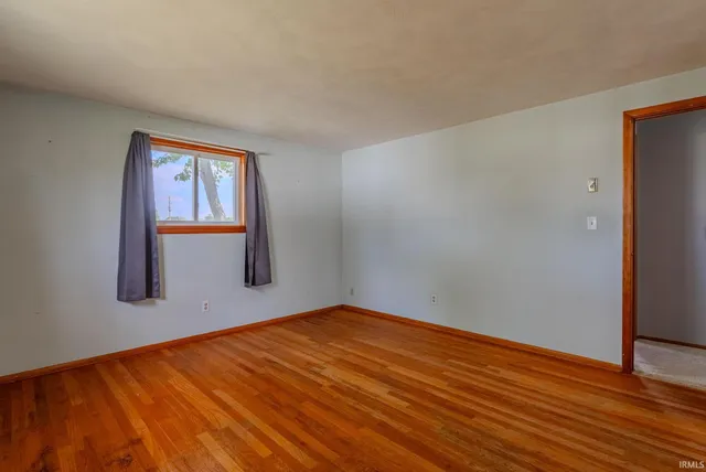 $300,000 | 8885 East 400 North, Van Buren, IN 46991