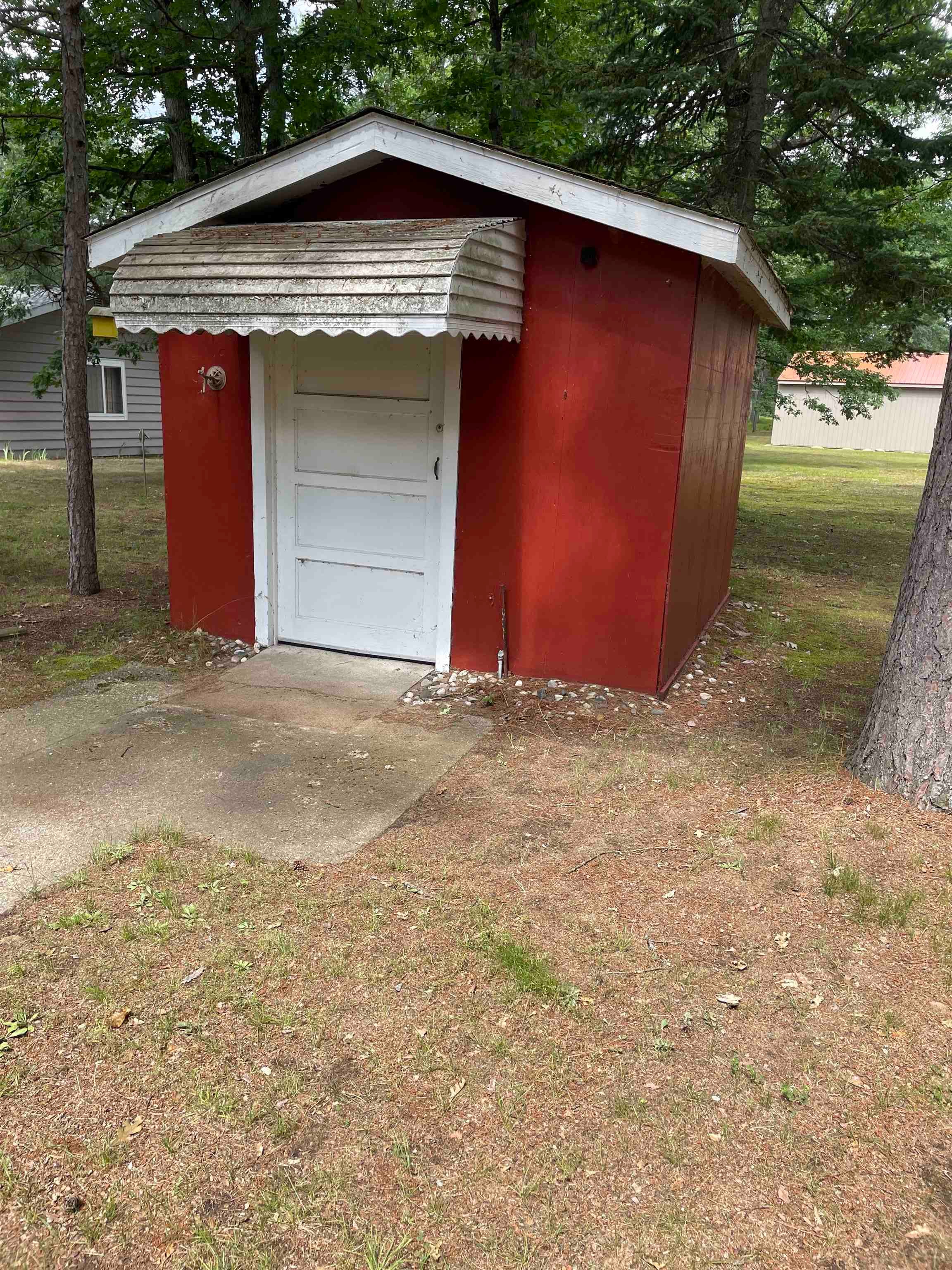 2067 Lake Road National City, MI 48748 - Photo 12 of 18 1936124-f67d745a-ace1-4cc0-8e96-2b1bb9b3875f.JPG