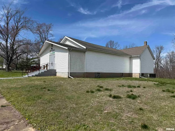 $75,000 | 300 West Borton Avenue, Creal Springs, IL 62922