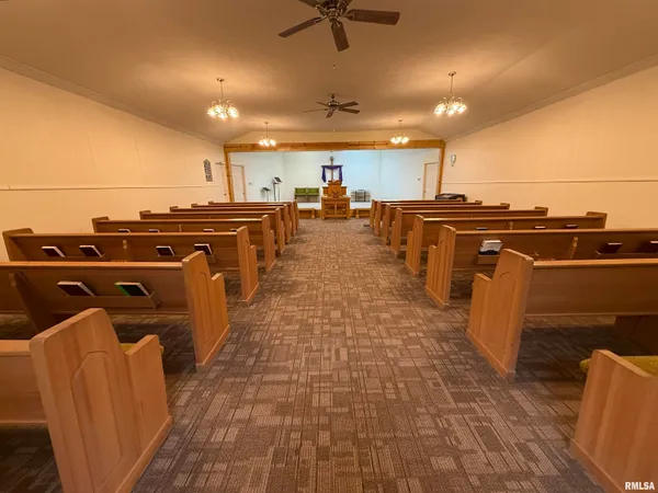 $75,000 | 300 West Borton Avenue, Creal Springs, IL 62922