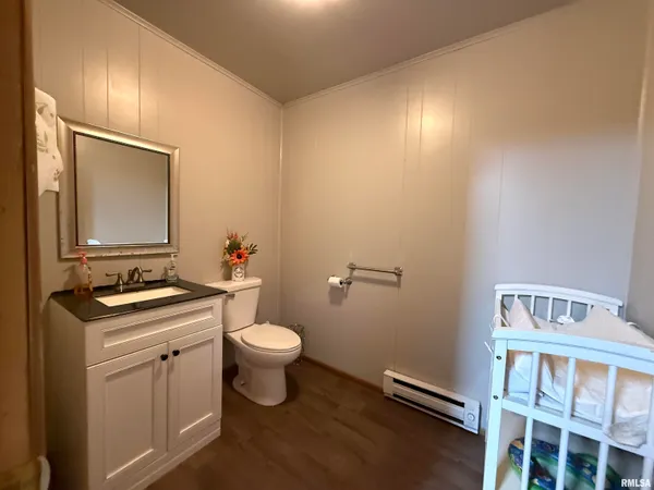 $75,000 | 300 West Borton Avenue, Creal Springs, IL 62922