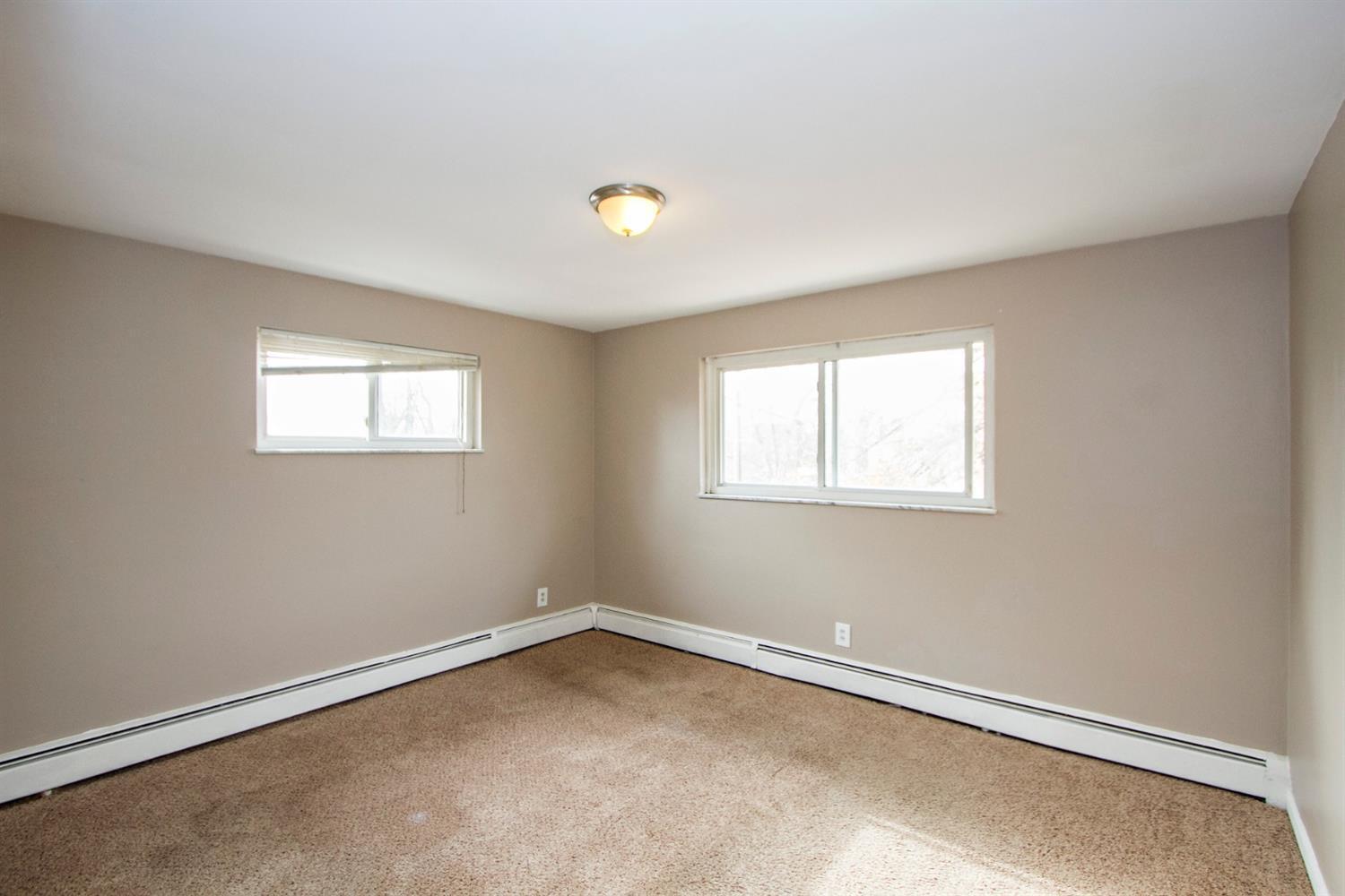 2302 Galbraith Road, Unit A4 Cincinnati, OH 45239 - Photo 10 of 25