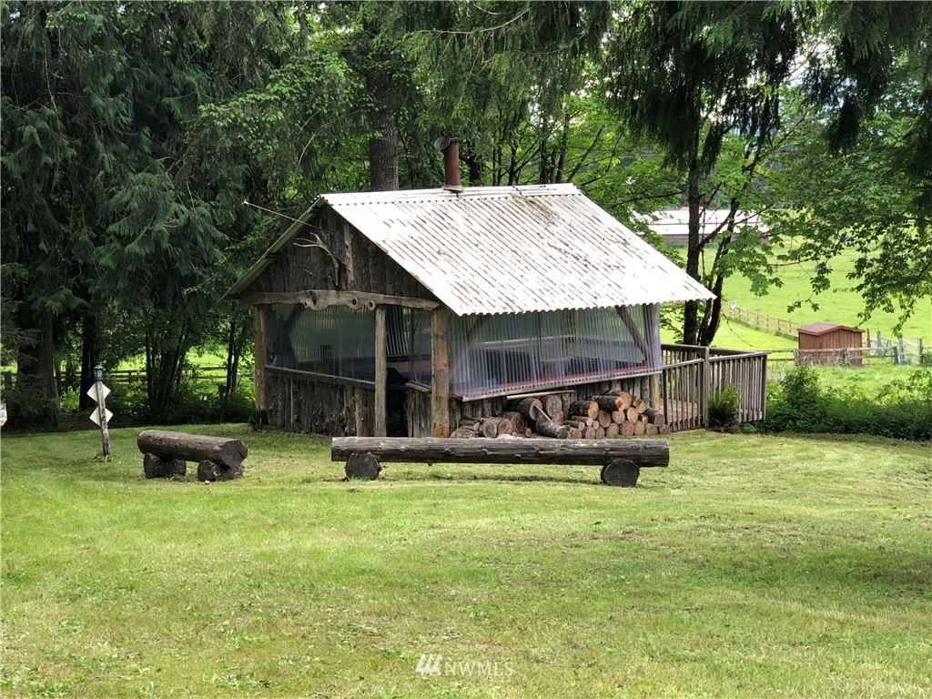 1788 Cline Road Randle, WA 98377 - Photo 5 of 24 Gallery Image 5