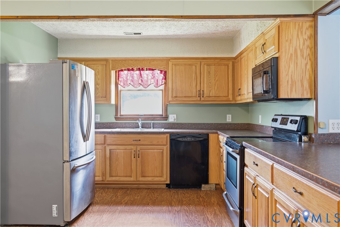 379 Piney Point Road Onemo, VA 23130 - Photo 14 of 44