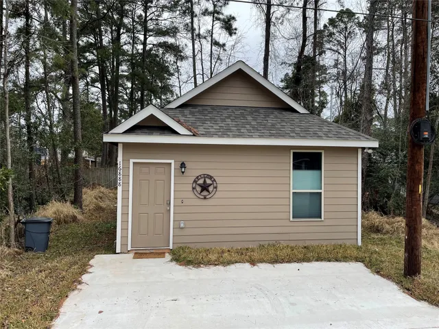 $1,355 | 16888 West Ivanhoe Street, Montgomery, TX 77316