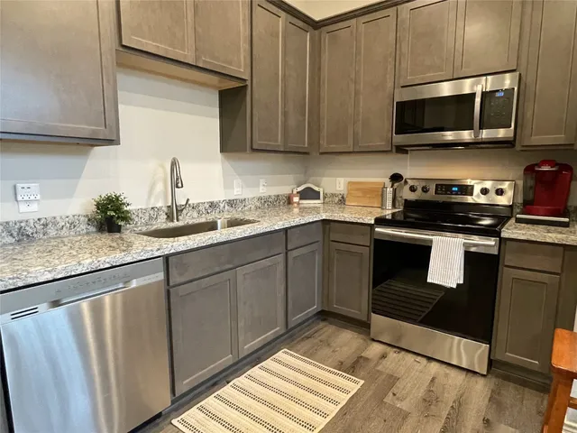 $1,355 | 16888 West Ivanhoe Street, Montgomery, TX 77316