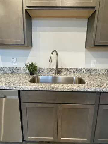 $1,355 | 16888 West Ivanhoe Street, Montgomery, TX 77316