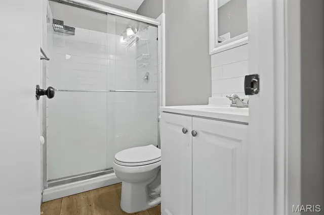 $2,100 | 2818 Quenley Street, St. Charles, MO 63301