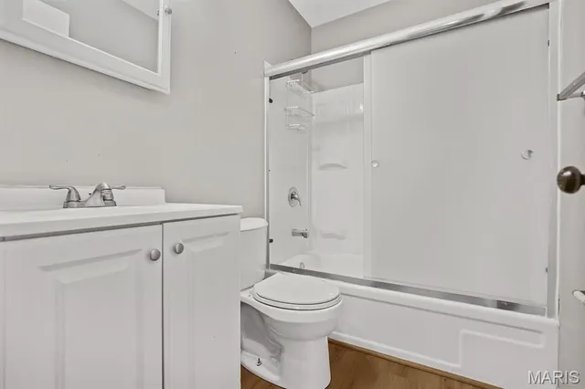 $2,100 | 2818 Quenley Street, St. Charles, MO 63301