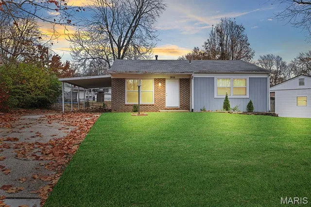 $2,100 | 2818 Quenley Street, St. Charles, MO 63301