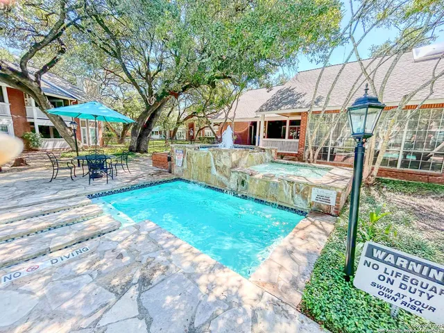 $1,595 | 13130 Blanco Road, Unit 904, San Antonio, TX 78216