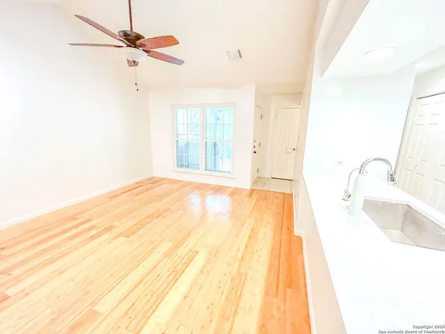 $1,595 | 13130 Blanco Road, Unit 904, San Antonio, TX 78216