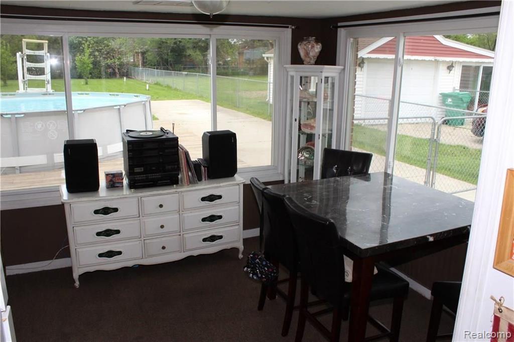 18339 Stephens Eastpointe, MI 48021 - Photo 10 of 23