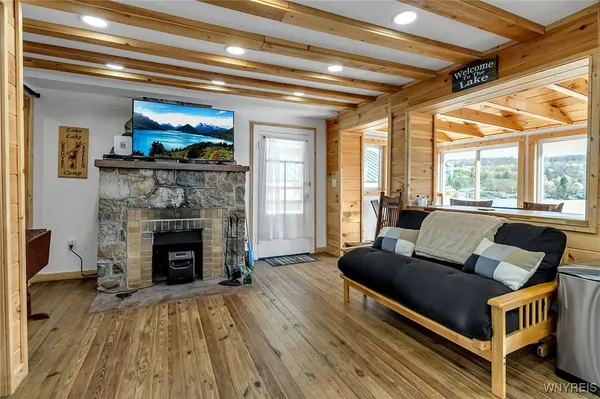 $379,900 | 358 Lakeview Boulevard, Delevan, NY 14042