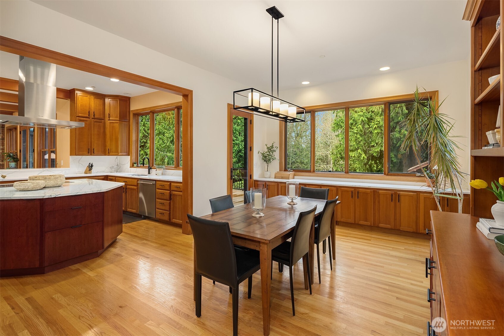 21407 Northeast Union Hill Road Redmond, WA 98053 - Photo 12 of 40