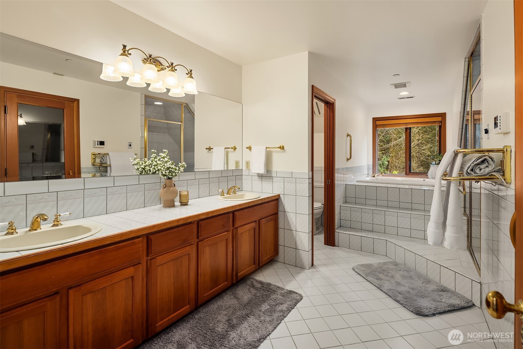 21407 Northeast Union Hill Road Redmond, WA 98053 - Photo 20 of 40