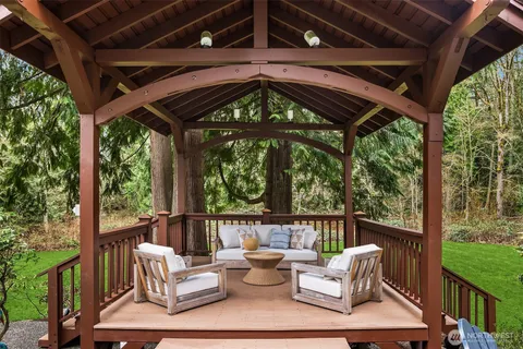 $4,195,000 | 21407 Northeast Union Hill Road, Redmond, WA 98053