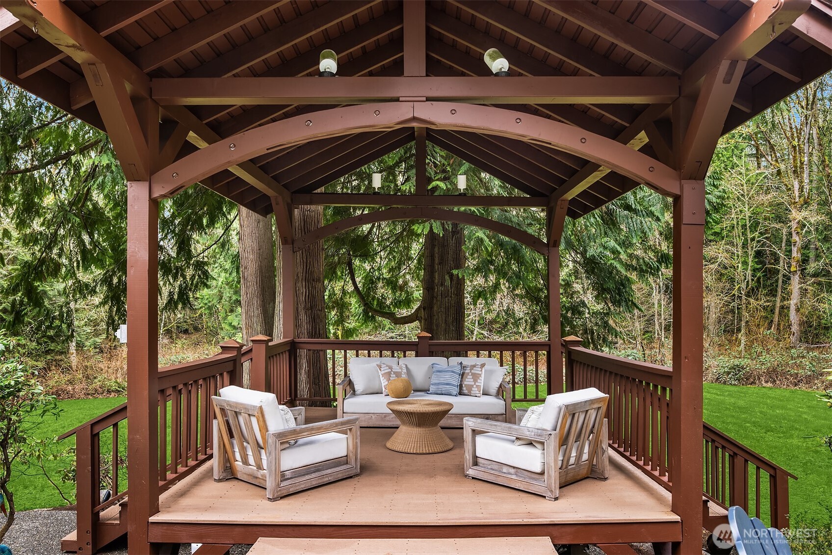 21407 Northeast Union Hill Road Redmond, WA 98053 - Photo 23 of 40