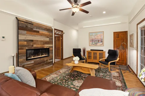 $4,195,000 | 21407 Northeast Union Hill Road, Redmond, WA 98053