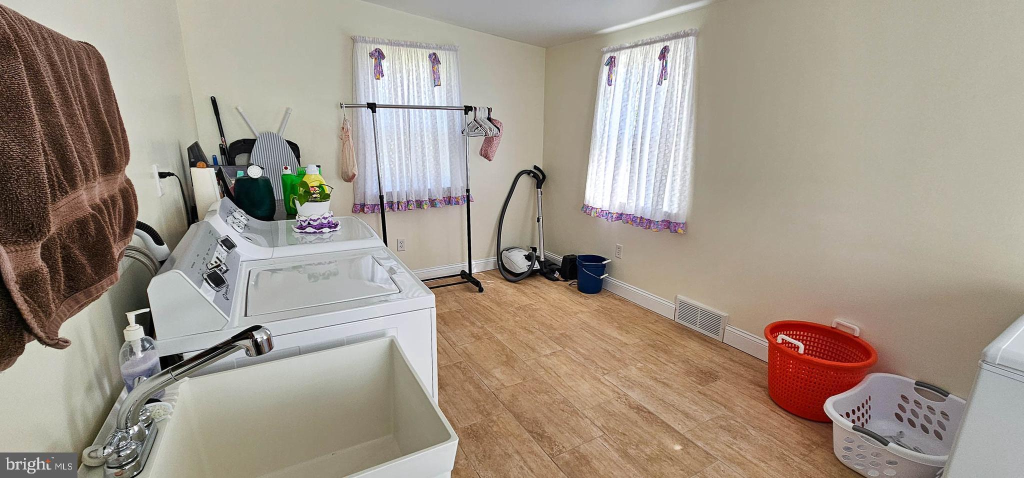 3742 Hill Road Greencastle, PA 17225 - Photo 20 of 57 Laundry Room