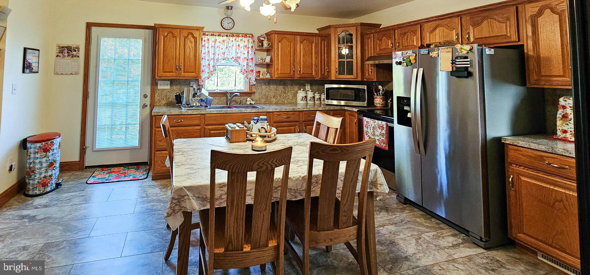 3742 Hill Road Greencastle, PA 17225 - Photo 10 of 57 Gallery Image 10
