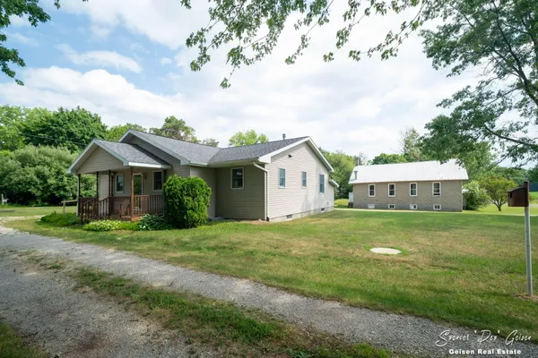 $279,900 | 7961 West Sidney Road, Greenville, MI 48838