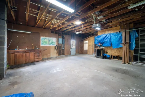 $279,900 | 7961 West Sidney Road, Greenville, MI 48838