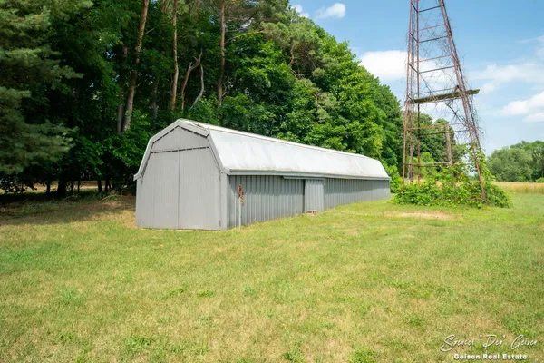 $279,900 | 7961 West Sidney Road, Greenville, MI 48838