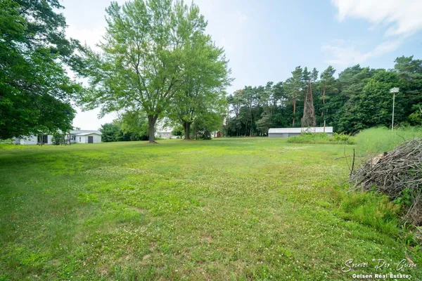 $279,900 | 7961 West Sidney Road, Greenville, MI 48838