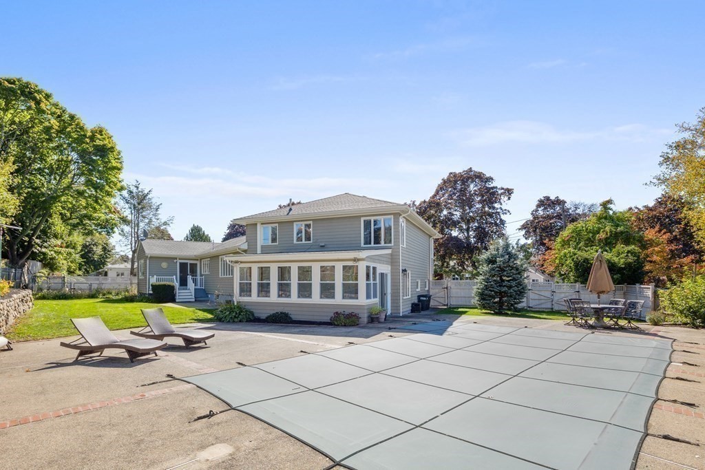 11 Fieldbrook Road Marblehead, MA 01945 - Photo 9 of 42 Gallery Image 9